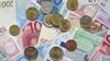 Euro s-a depreciat la 4,8278 lei